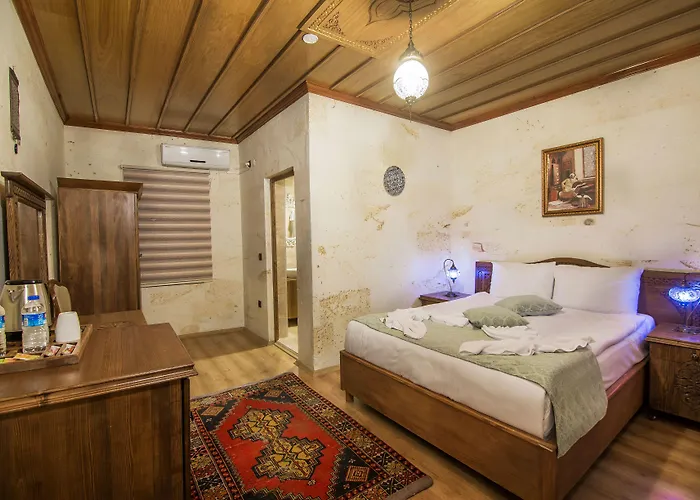 Cappadocia Ozbek Stone House Hotel 2*