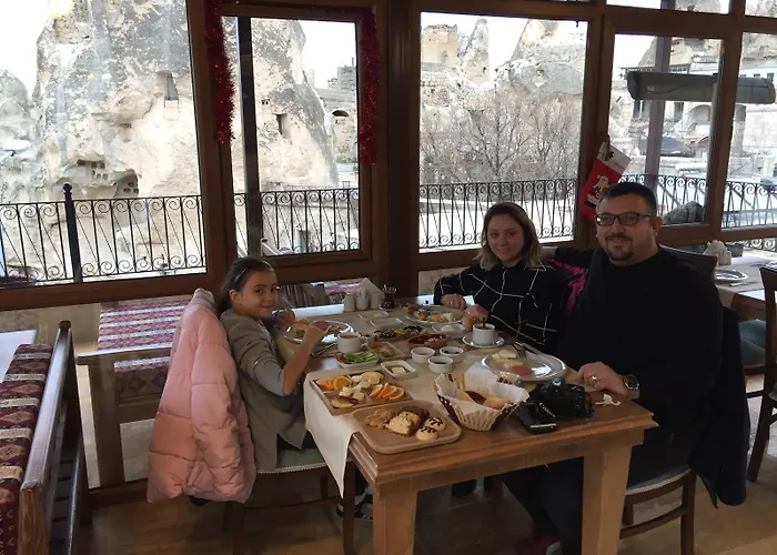 Cappadocia Ozbek Stone House 2*